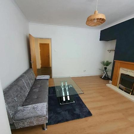 Double Bedroom 96Glc Greater Manchester มิดเดิลตัน ภายนอก รูปภาพ